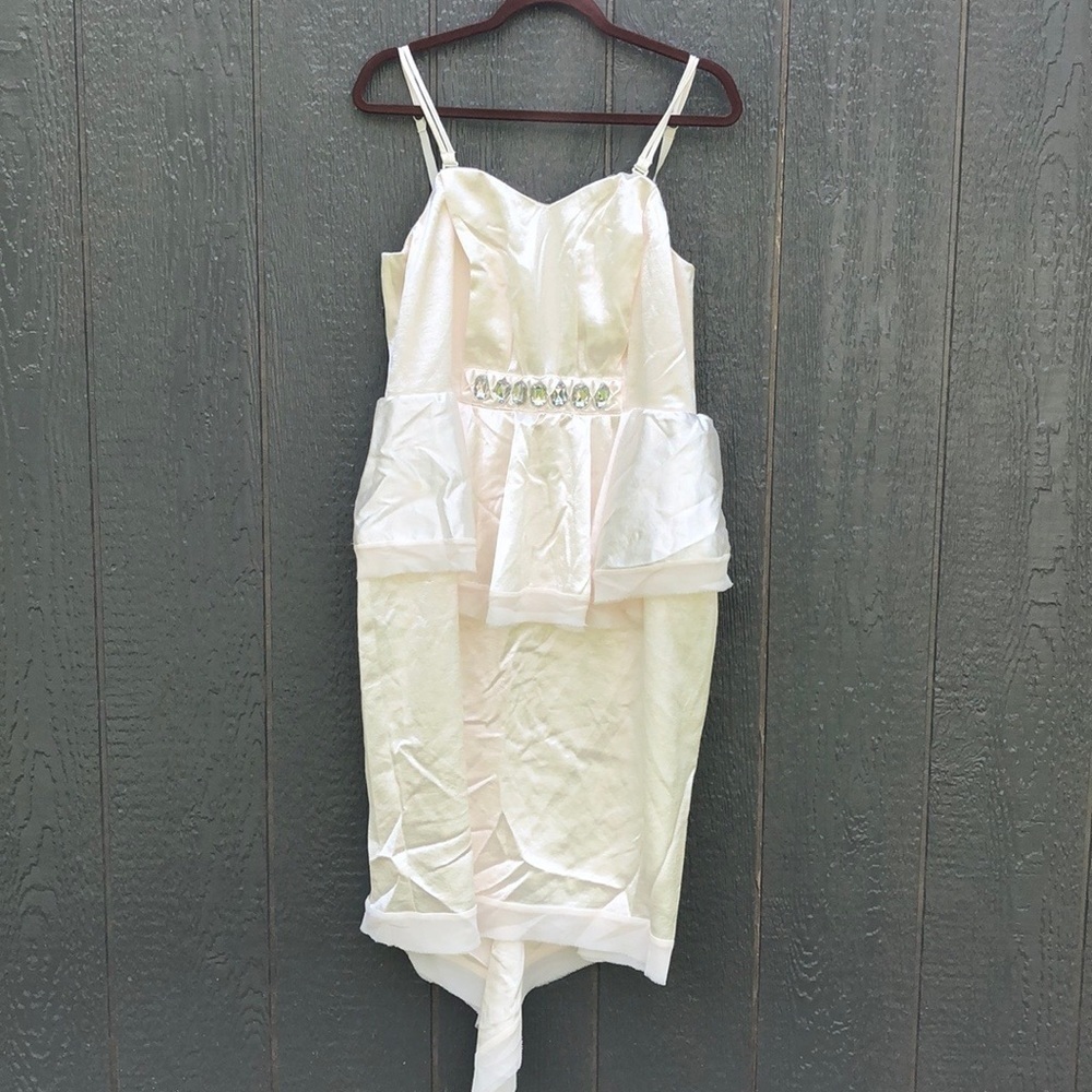 Isabel Toledo Ivory Peplum Dress size 16 NWT - Picture 2 of 12